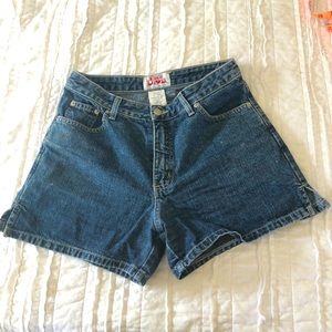 Vintage high-waisted jean shorts